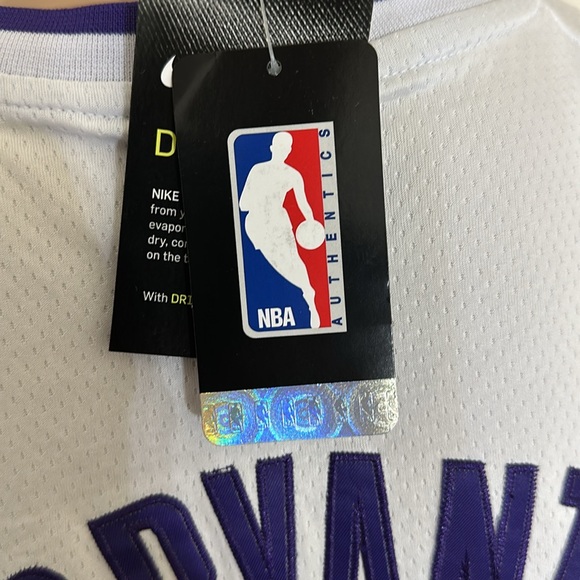 322. Kobe Bryant Lakers #24 licensed jersey size 50 new w tags Nike/wish patch - Picture 9 of 12